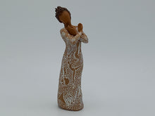 Laden Sie das Bild in den Galerie-Viewer, Willow Tree Music Speaks Nr.78
