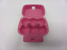 Laden Sie das Bild in den Galerie-Viewer, MINI Eierschachteli aus Karton pink
